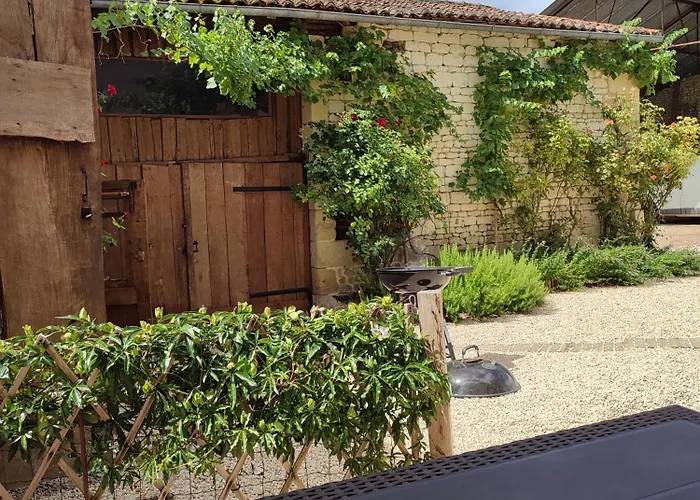 Maison à La Campagne, Proche Center Parcs Hébergement de vacances